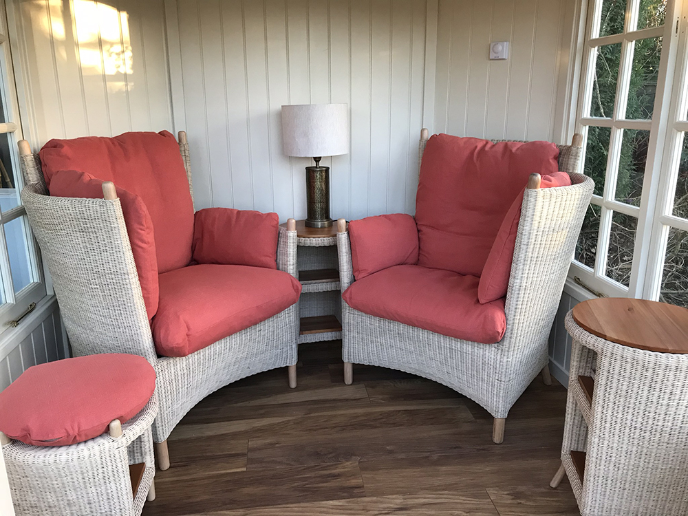 backless counter height bench