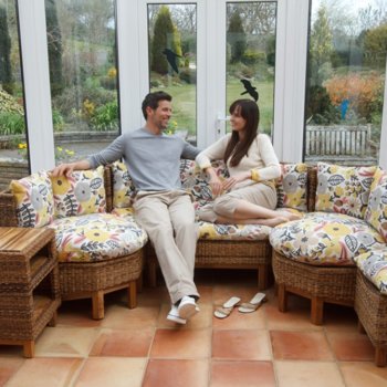 comfortable chairs for summerhouse