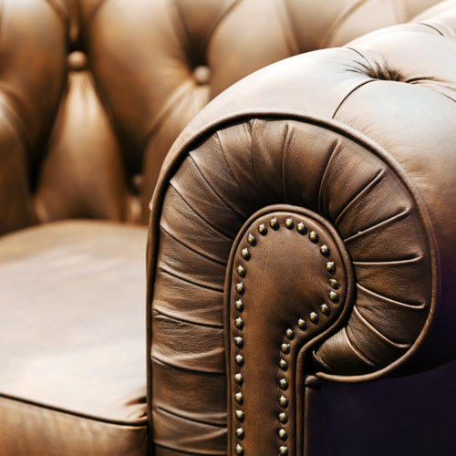 Detail,Of,Classic,Furniture,Sofa,In,Living,Room.